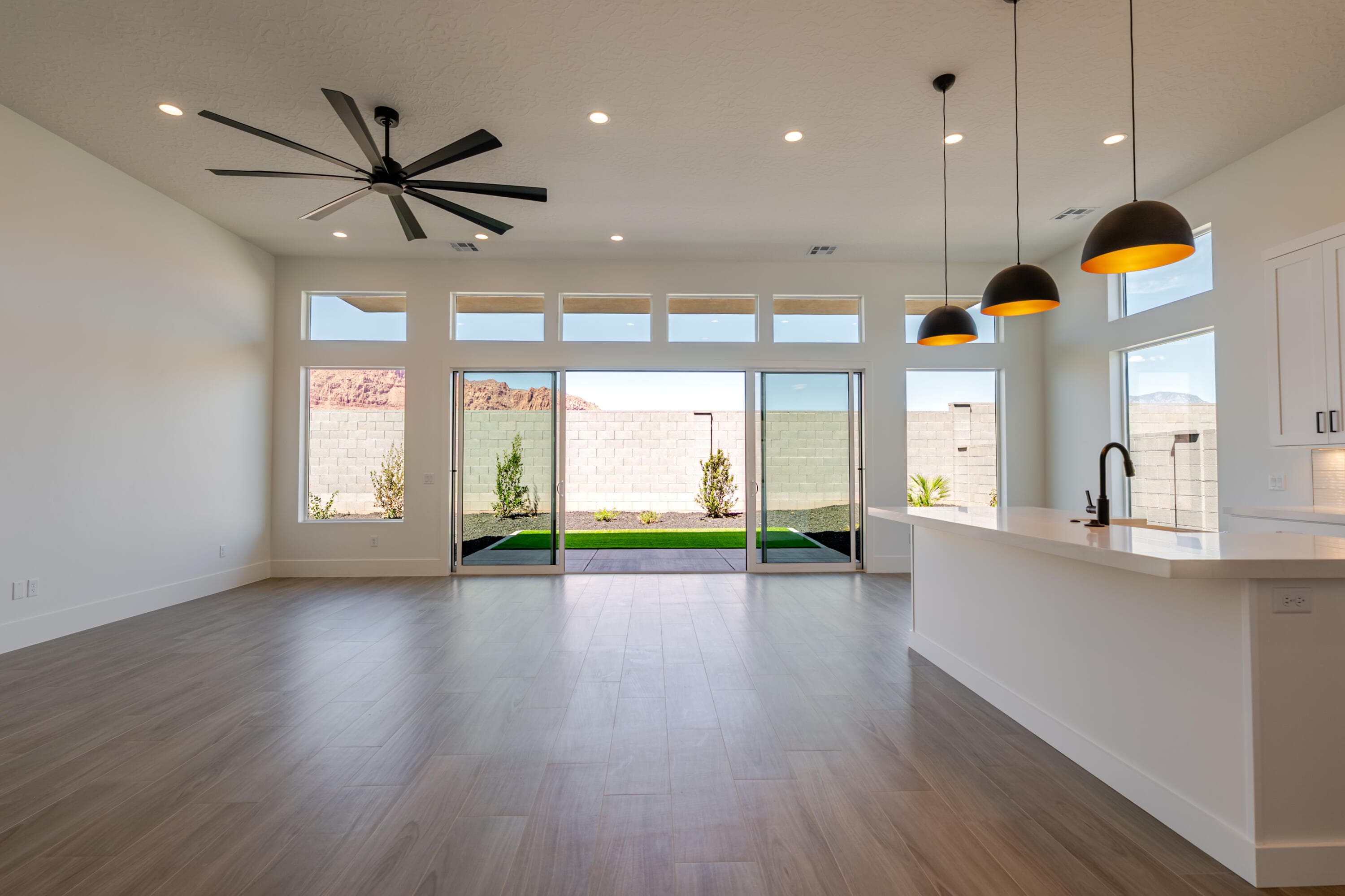 Aroya Home