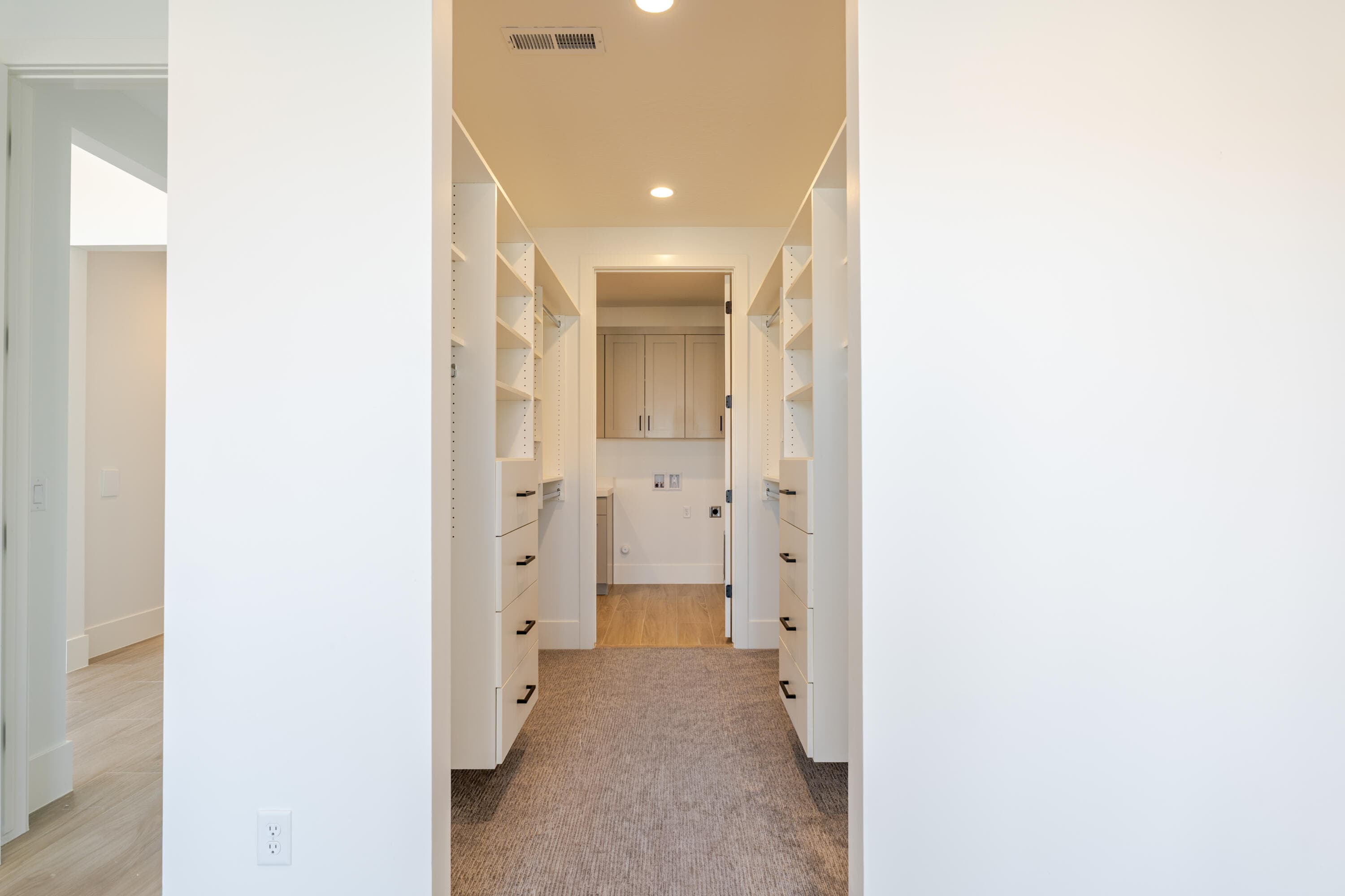 Aroya Home