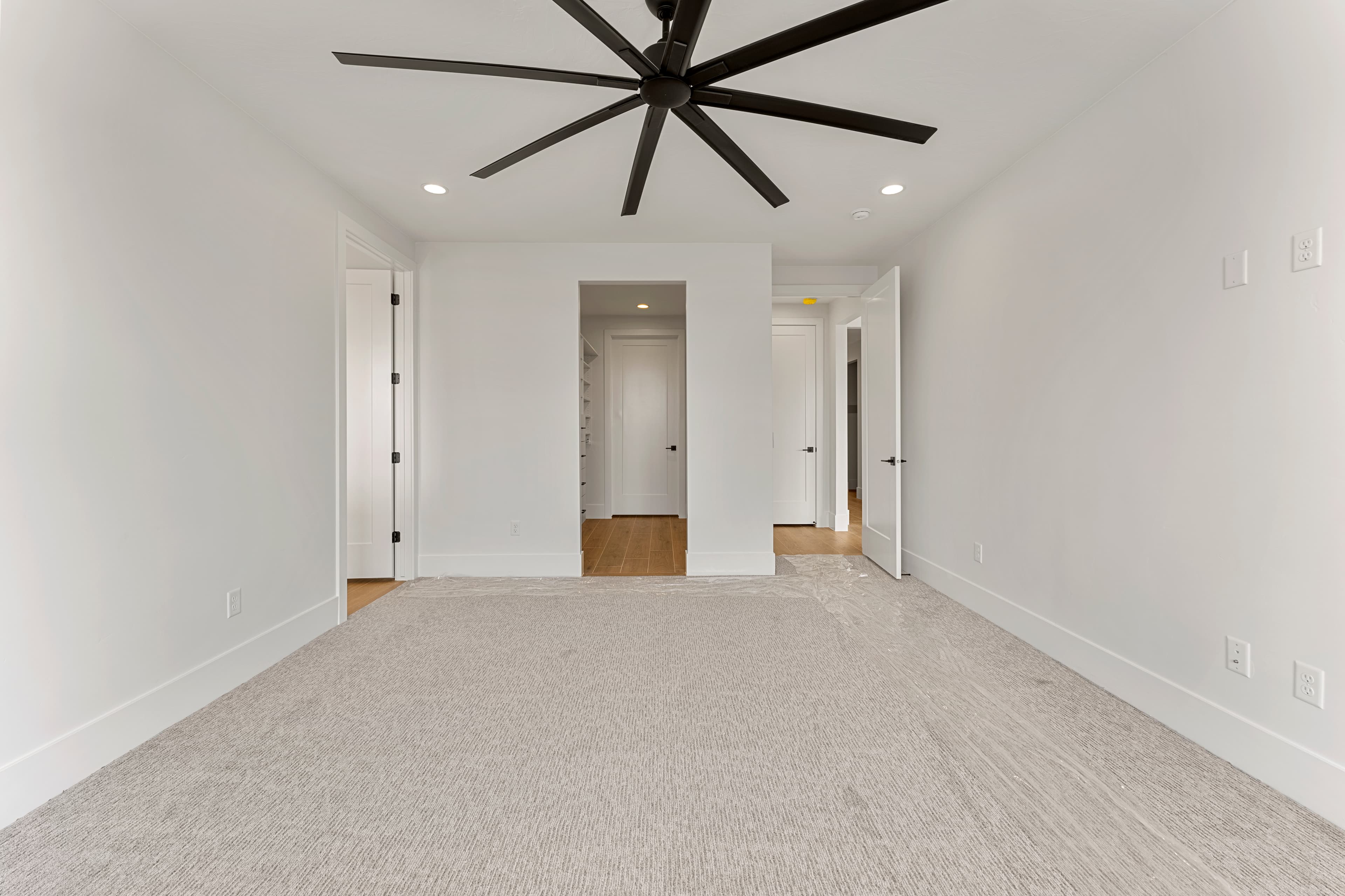 Astoria Home